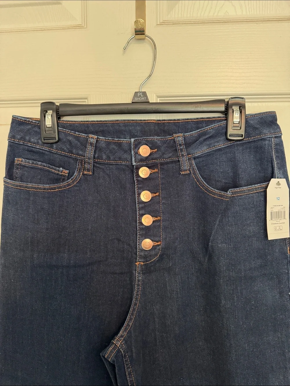 NWT Time and Tru Dark Blue Button-Front Wide Leg Cropped Jeans - Picture 3 of 9